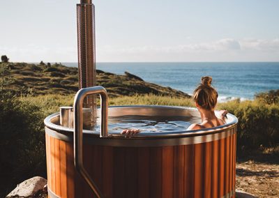 Guess Jess hot tub villa